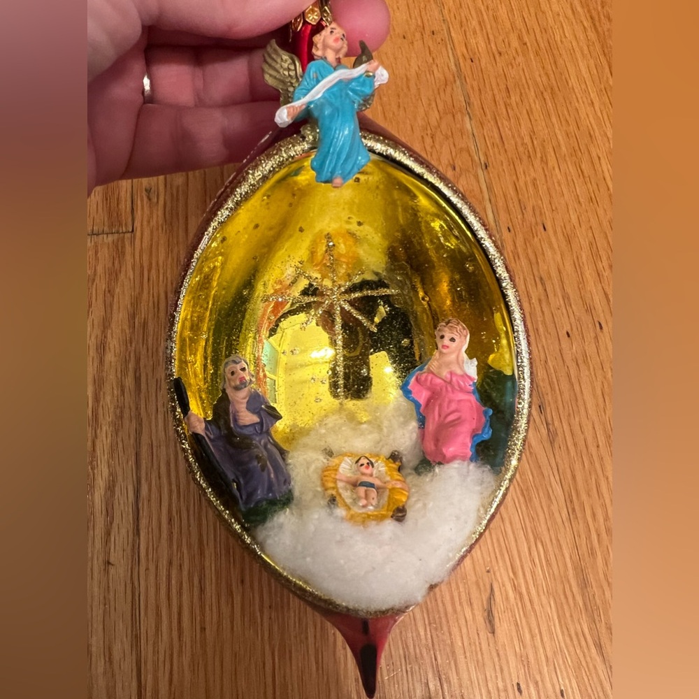 New Radko 'O Holy Night' 6.5" Ornament - Holy Family - Jesus - Mary